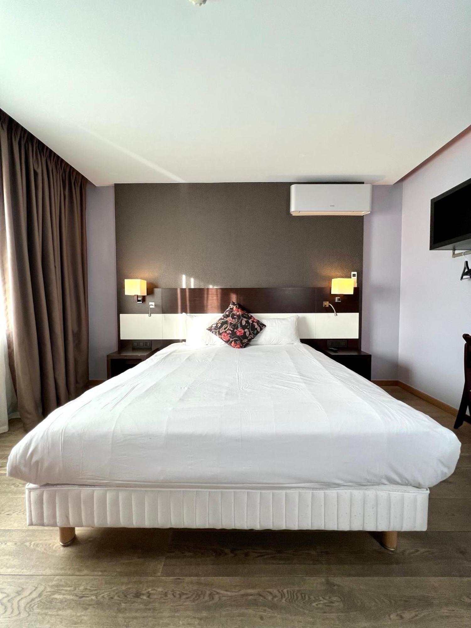 Hotel Skol L'original Strassen
